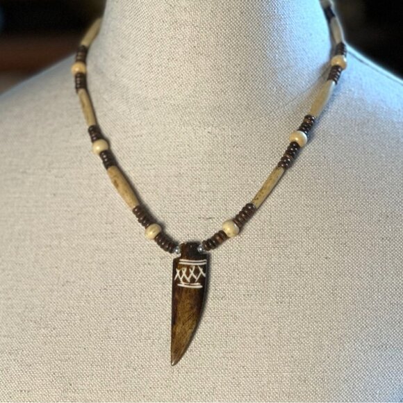 Vintage Bone and Horn Pendant Necklace, Tribal-Inspired Fang Design - Picture 12 of 14